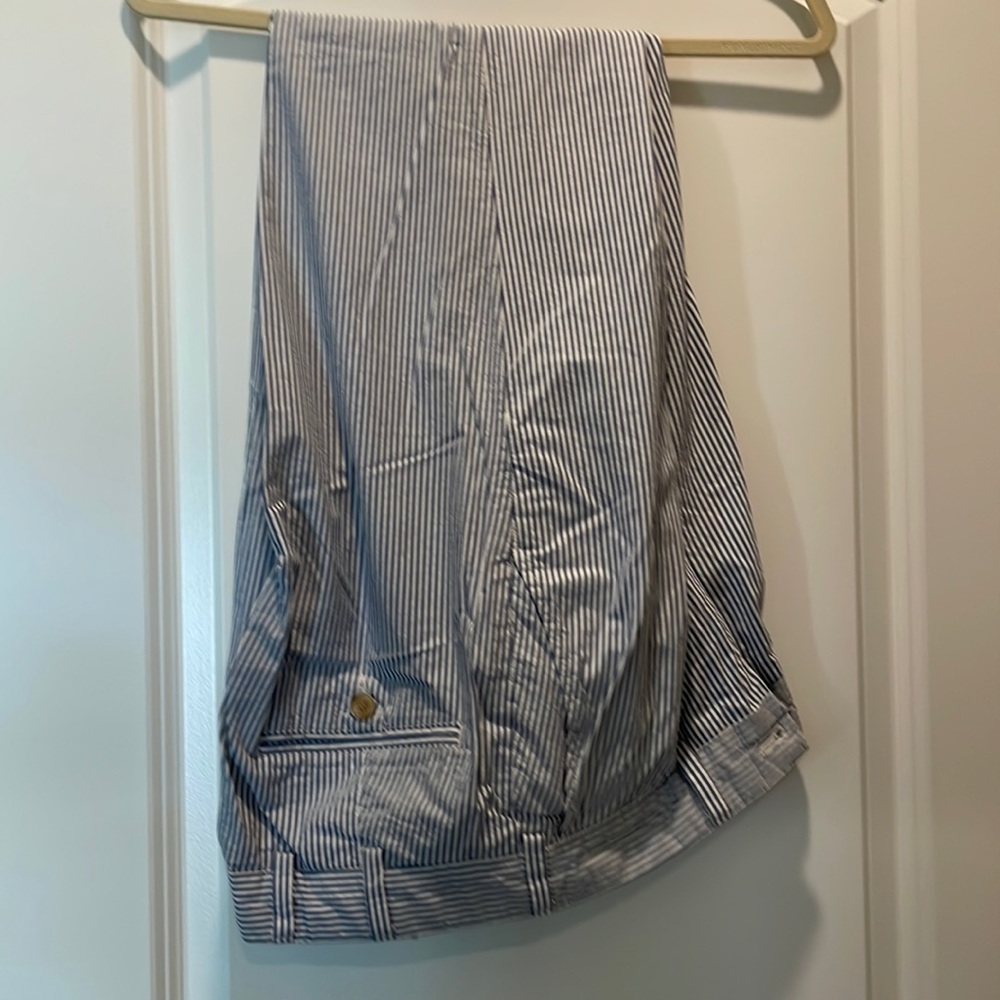 Bill’s Khakis